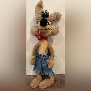 Adorable vintage 26 inch tall 1971 Warner Bros. Wile E. Coyote plush.